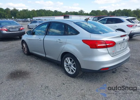 2015 Ford Focus Se z USA, uszkodzony, nr VIN 1FADP3F26FL325448